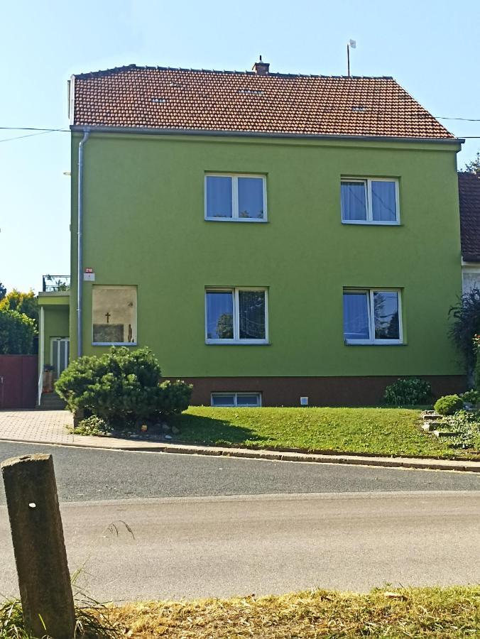 Ubytovani V Rodinnem Dome Ostopovice Kültér fotó